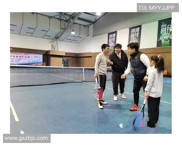 聚焦网球战术解析：北京网球队如何提升比赛竞争力与团队协作